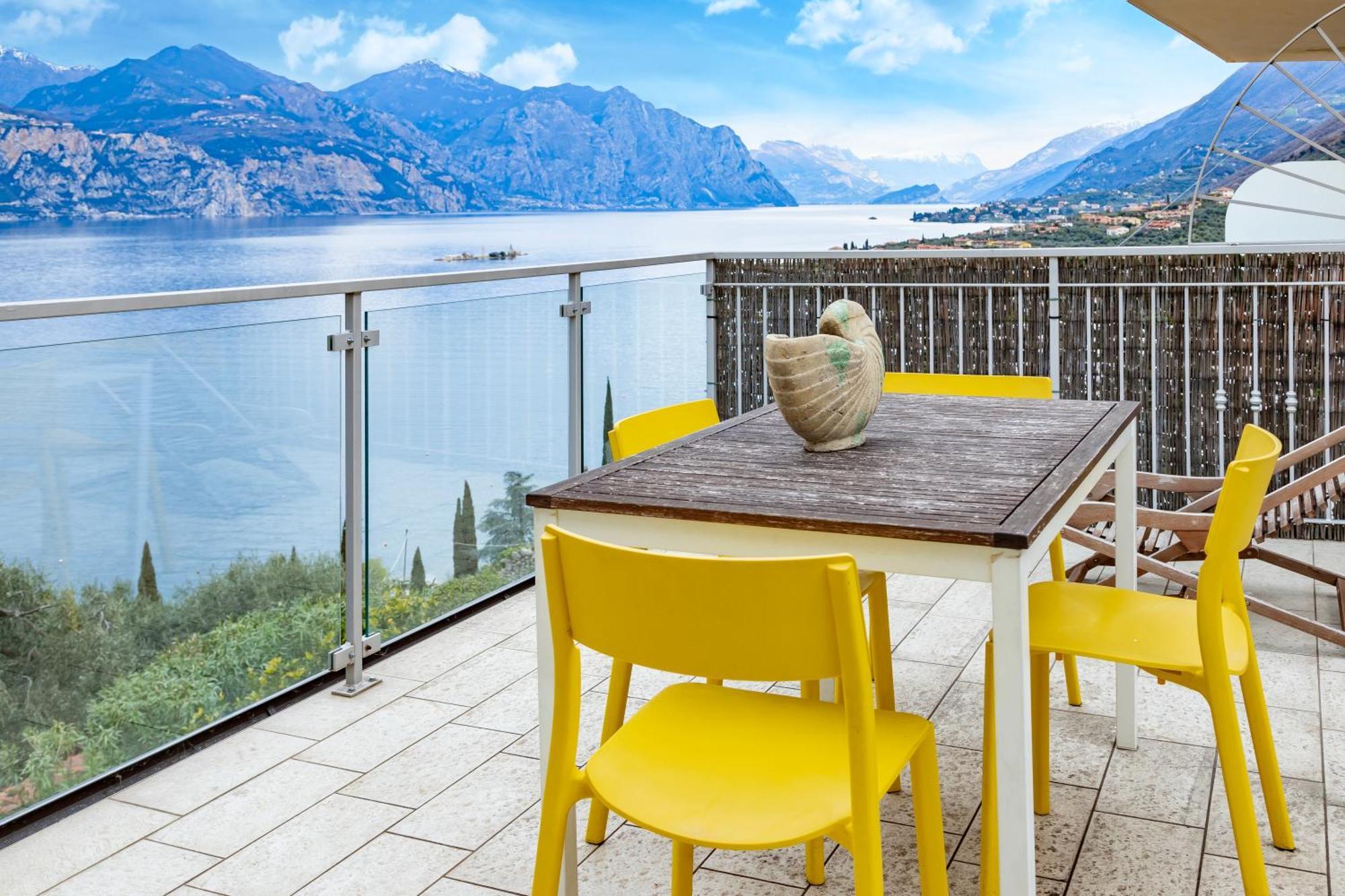 Ca De L'Angelon Aparthotel Brenzone sul Garda Eksteriør bilde