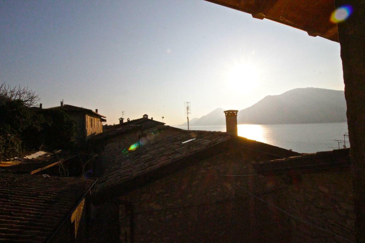 Ca De L'Angelon Aparthotel Brenzone sul Garda Eksteriør bilde